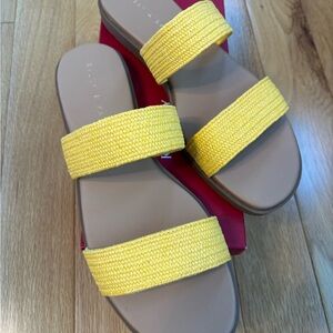 Kelly & Katie Yellow Sandals Strappy New in Box Women’s 8.5 M NIB Shoes and